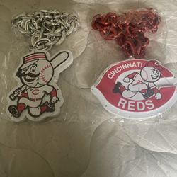 Cincinnati Reds Light Up Chains
