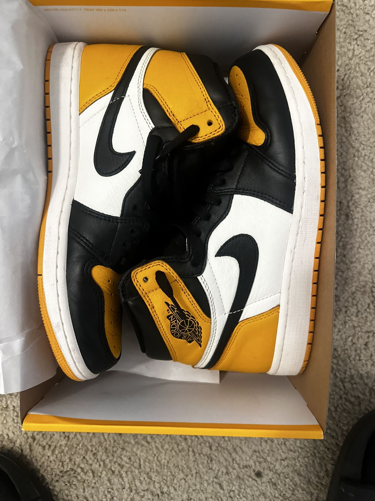 Air Jordan 1 Taxi