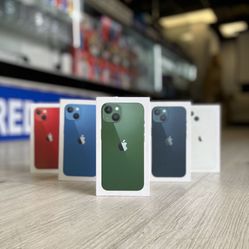 iPhone 13 (Unlocked)