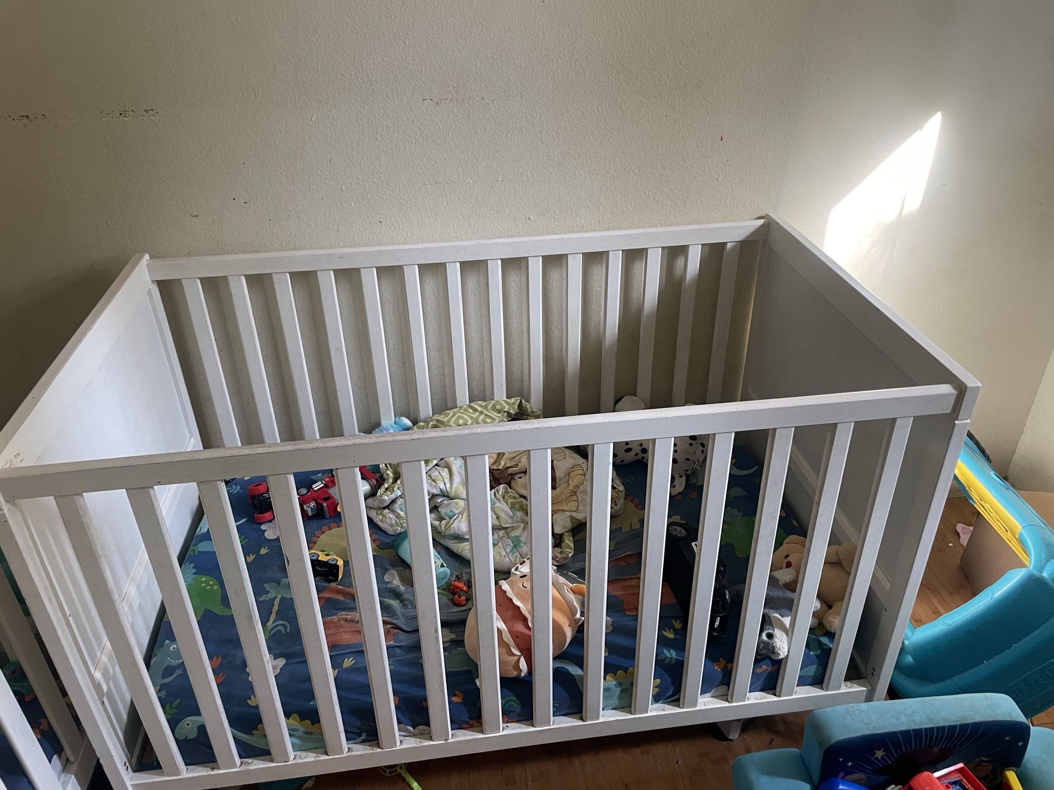 IKEA Crib Like New
