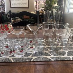 12 Piece Random Glassware