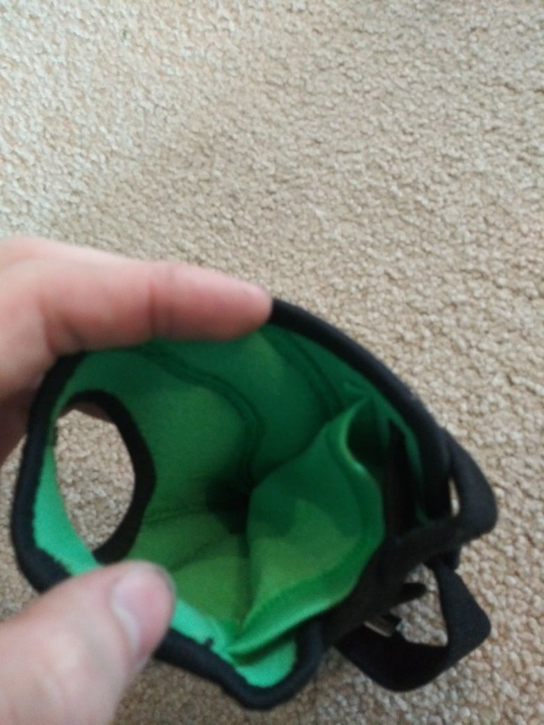 Wrist brace