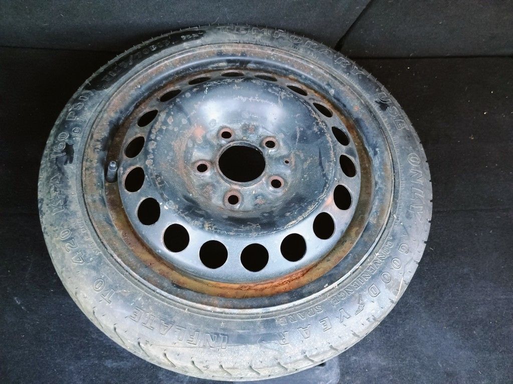 Spare Tire: Rim 15