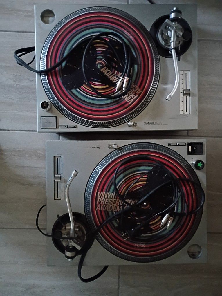 Two Technic 1200's
