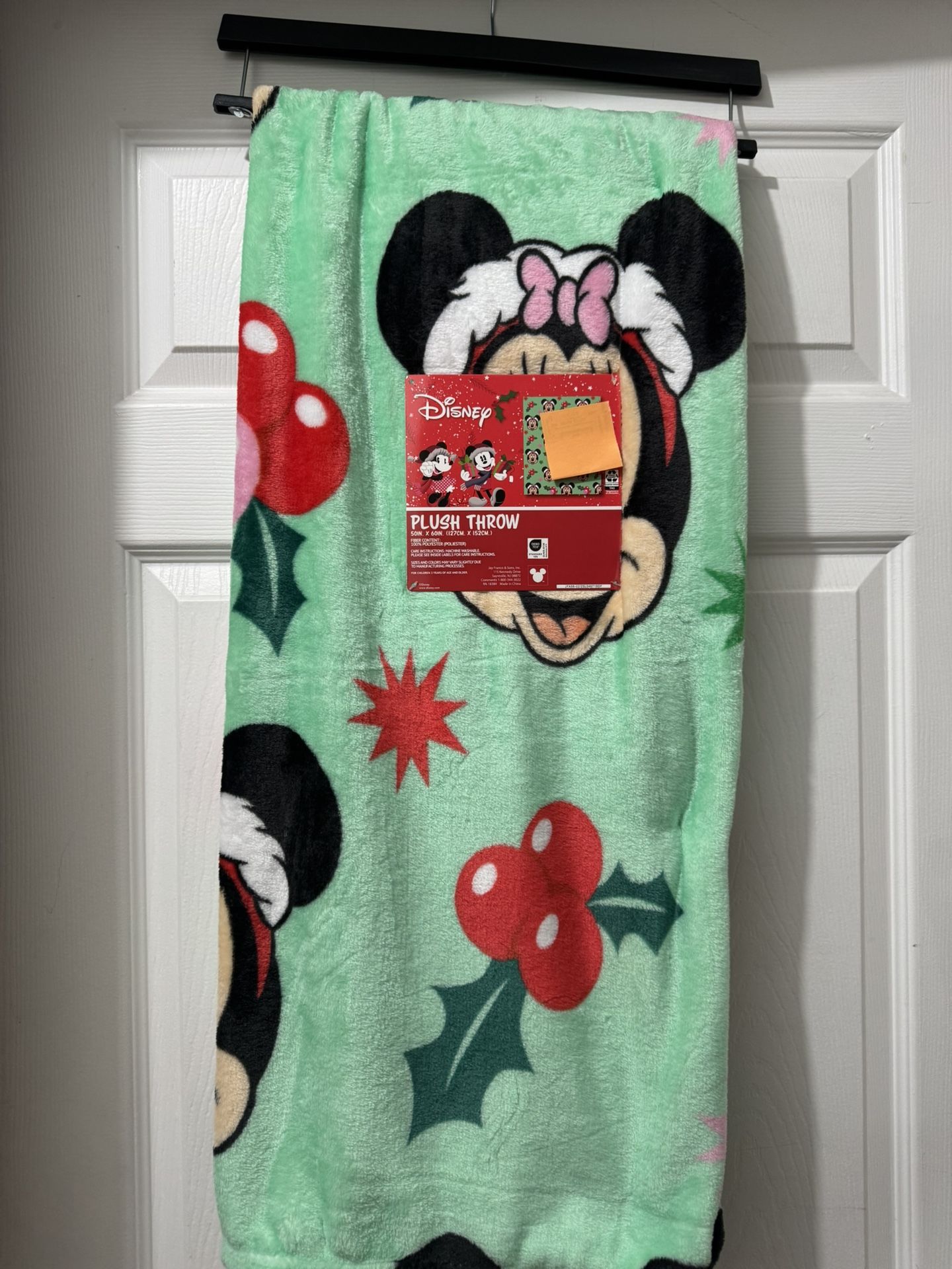 Minnie Mouse Regular Throw