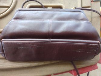 Nice Leather Purse Easy To Carry