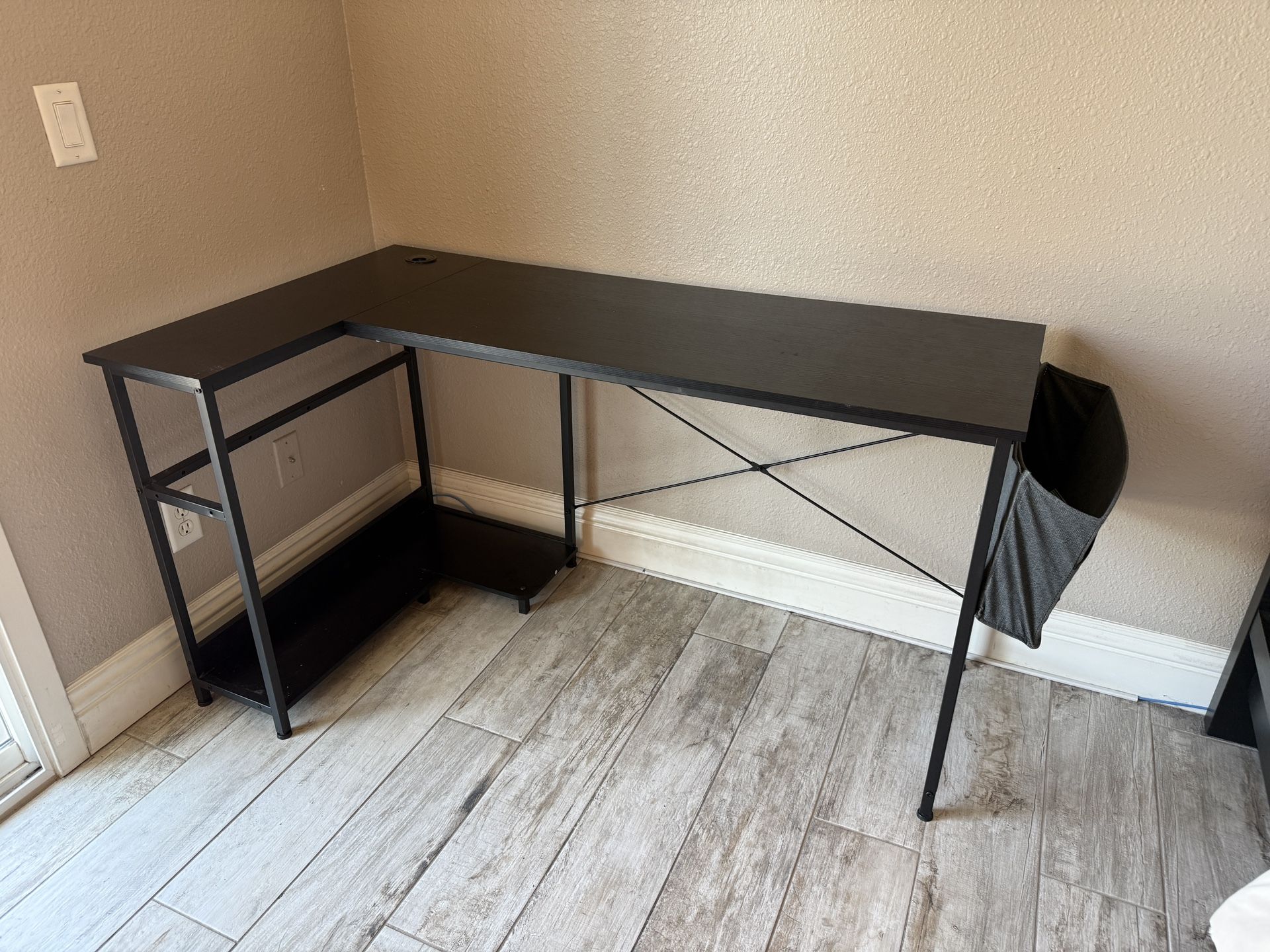 Medium Sized L-shape Desk