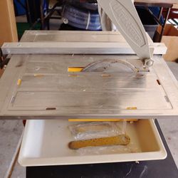 Workforce 7" Tile Wet Saw THD550