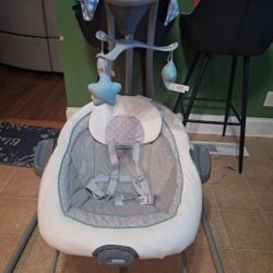 Graco Baby Swing 