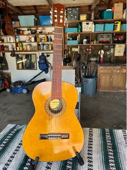 guitarra classical  valencia