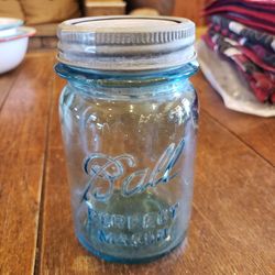 #3 Vintage Blue Jar With Metal Top $10