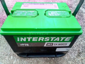 Interstate MT group 75 side post car truck battery perfect condition