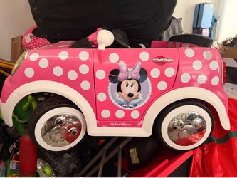 Kid Trax Minnie Mouse Hot Rod Coupe Ride-On