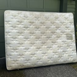 Free Queen Mattress And Box Spring 