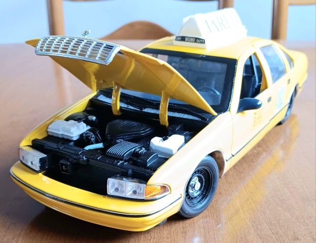 1/18th Scale Diecast Yellow Chevy Caprice