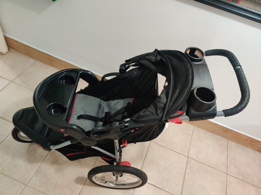 Baby Trend Expedition Jogging Stroller

