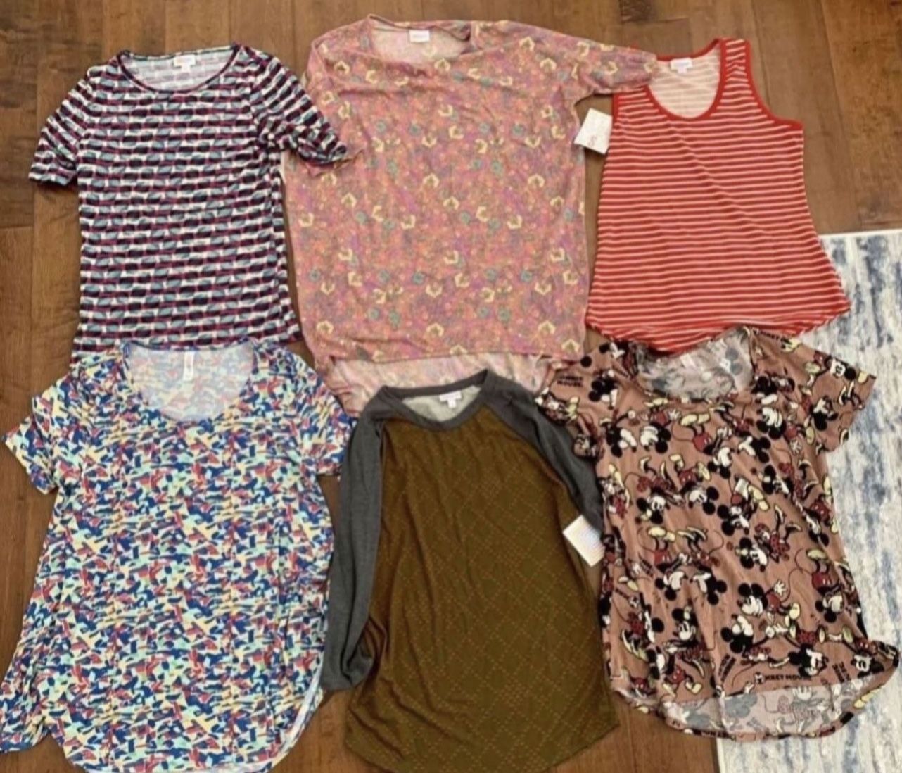 Lularoe 6 shirts size small top lot bundle Gigi Randy irma classic T 4 are new with tags and 2 are in good condition Disney Minnie and Mickey Mou