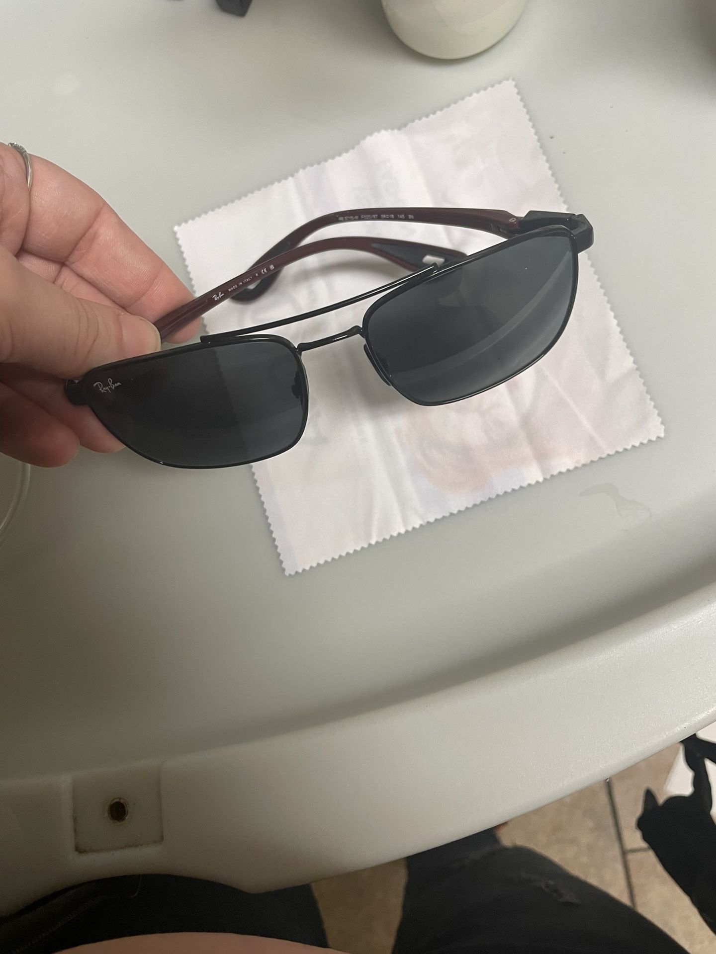 Ray Ban