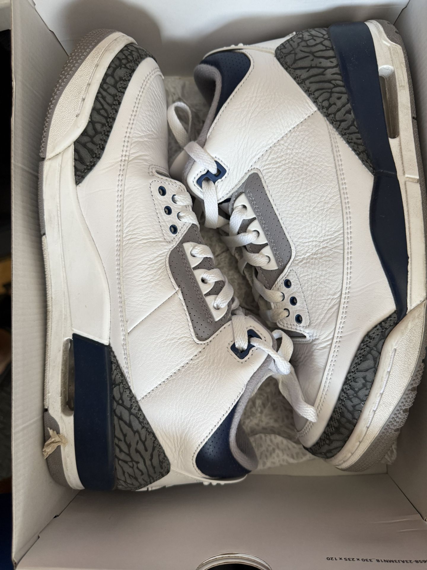 Jordan 4 Midnight navy