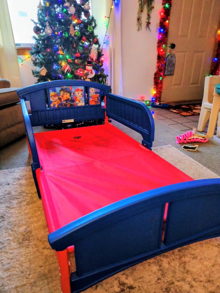 Paw Patrol Bed Frame Toddler Like New