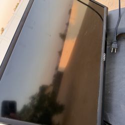 Vizio 24 In Smart TV 