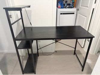 Gaming desk