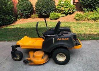 Cub Cadet RZT L Zero-Turn Mow