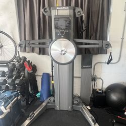 The NordicTrack Strength Training Fusion CST