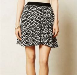 Anthropologie black & white chiffon skirt NWOT (medium)