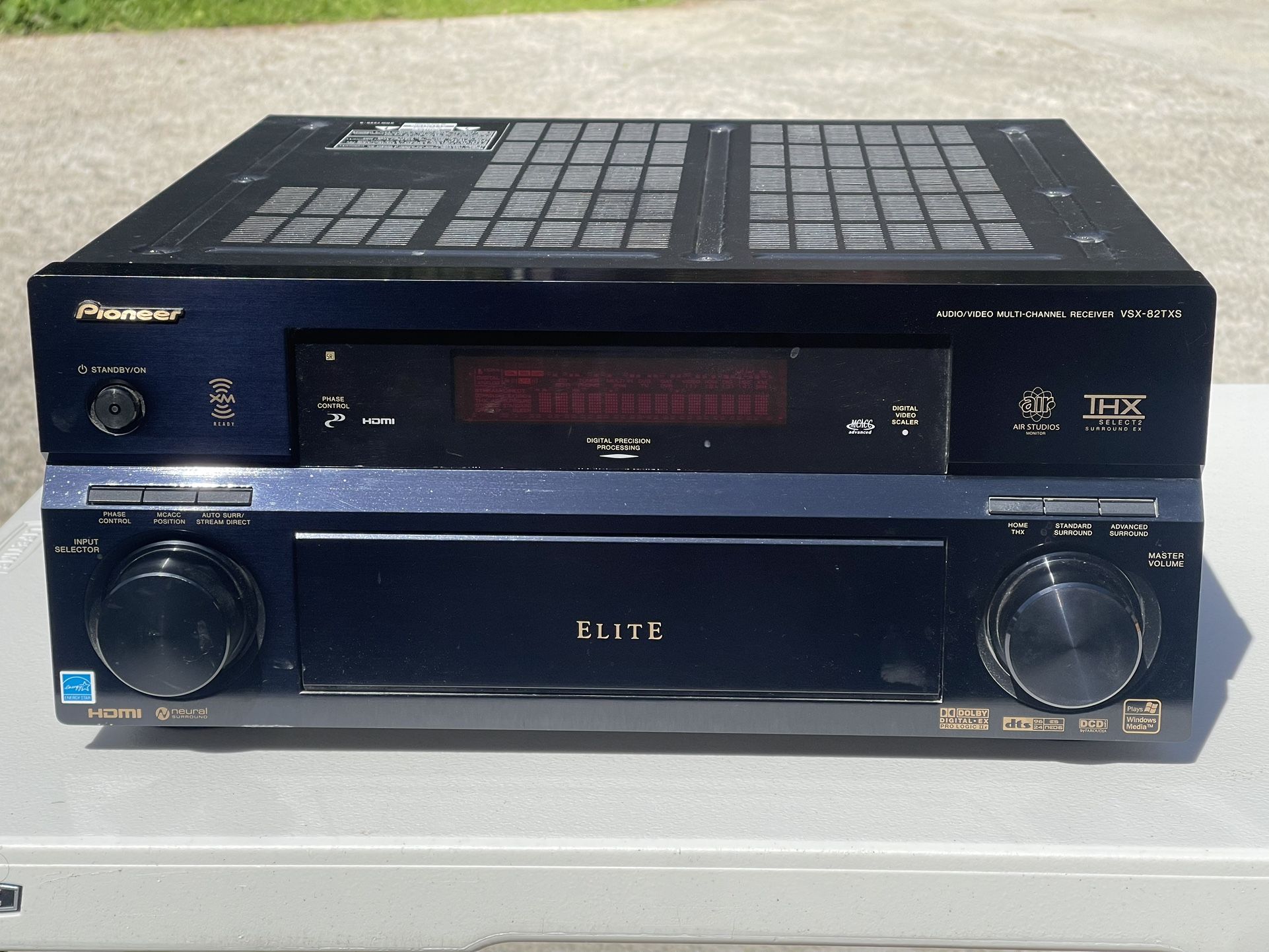 Pioneer Elite VSX-82TXS with Remote and Cables