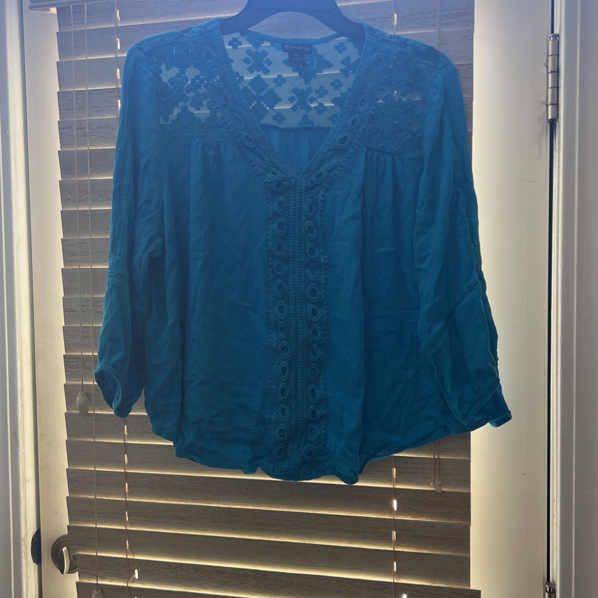 Size Petite XL Woman’s Top