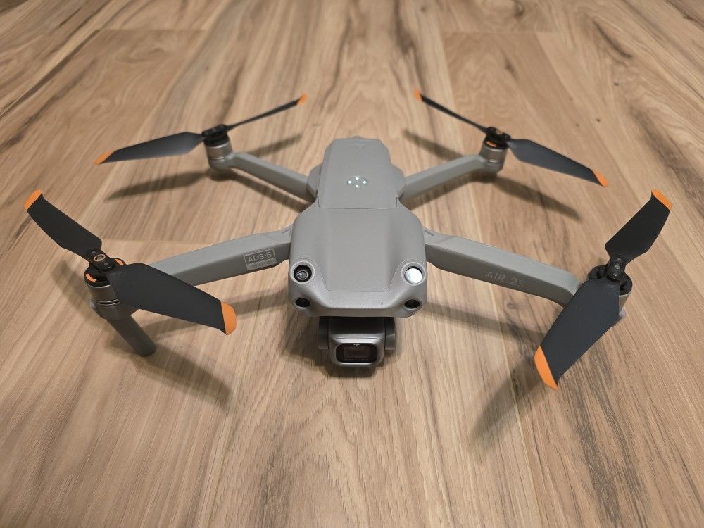 DJI Air 2S Drone Combo