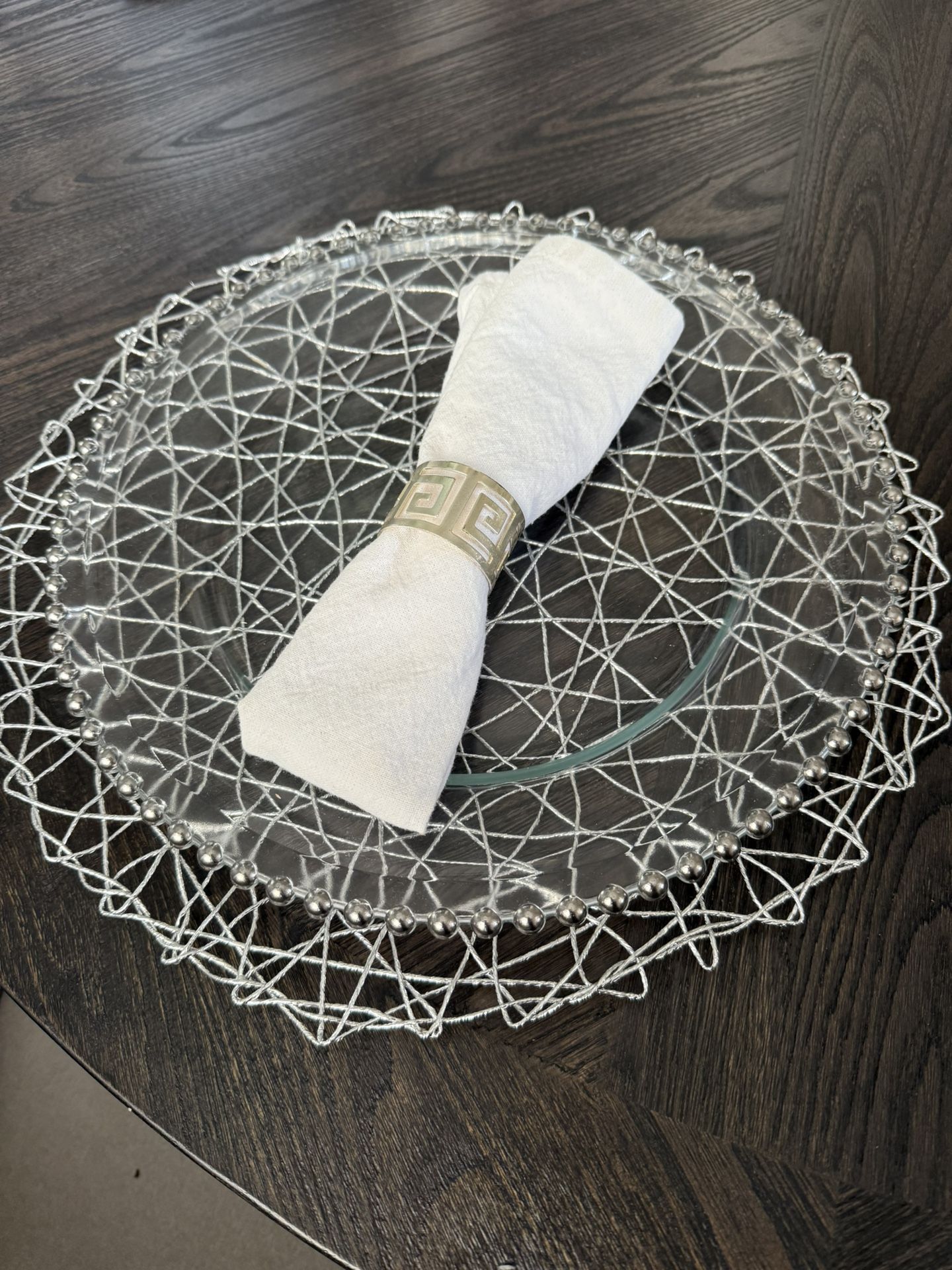 13" Glass Charger Plates, Silver Placemats, White Napkins & Silver Napkin Rings