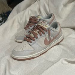 Nike Dunk Size 11 Men’s “fossil Rose”
