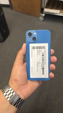 Apple iPhone 13 128GB Unlocked / Liberado