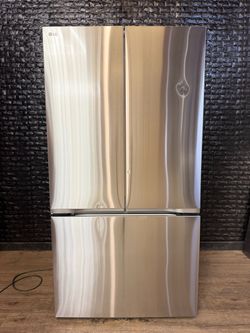 LG REFRIGERATOR w/WARRANTY! R3702A