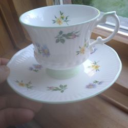Vintage Elizabethan Teacup/Saucer Set