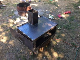 Flat Top Rocket Stove Grill (USA Made) for Sale in Vancouver, WA - OfferUp