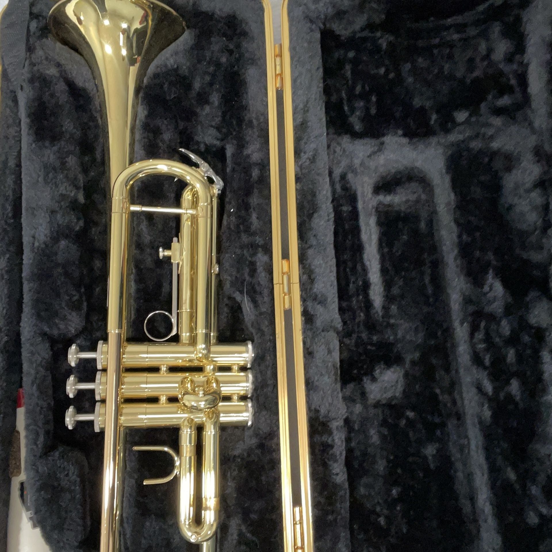Bach TR300H2 Student Model Bb Trumpet