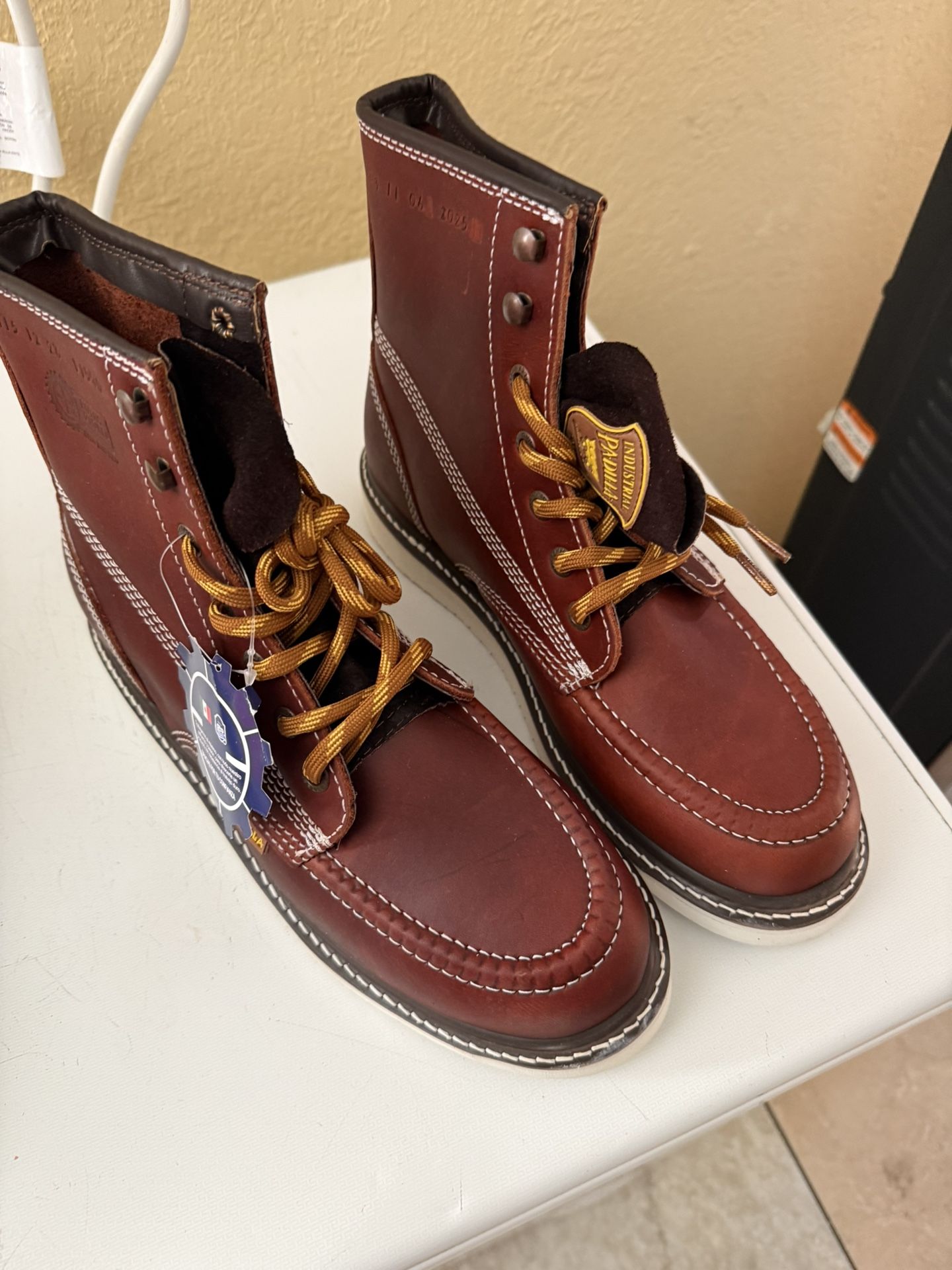 100 a pair , 100 cada par