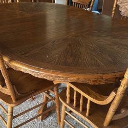 Table +6 Chairs