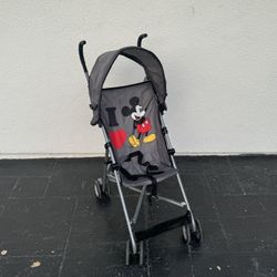 LIKE NEW DISNEY MICKEY MOUSE UMBRELLA STROLLER 