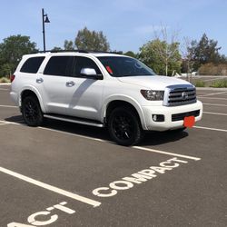 2012 Toyota Sequoia(Platinum)