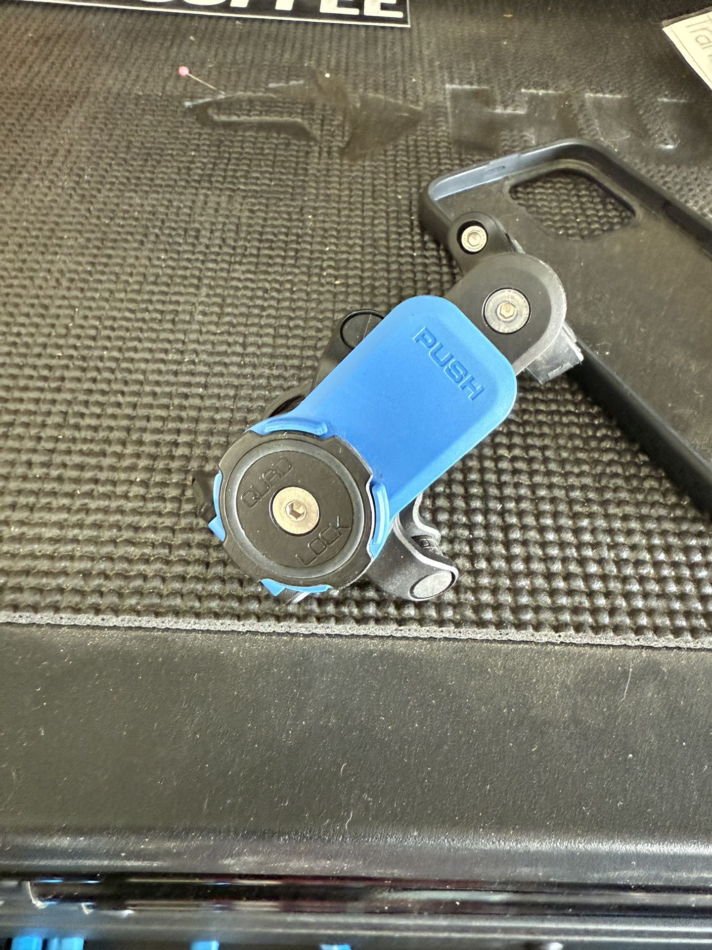 Quad Lock For iPhone 14 Pro Max