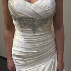 Must Sell Brand new -Priscilla Wedding Gown 