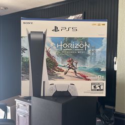PS5 Horizon west bundle (Brand New In Box)