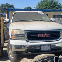 GMC Yukon For Parts Only !!!
