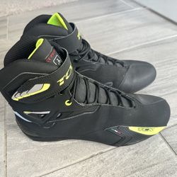 Men’s Motorcycle Boots