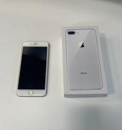 Apple iPhone 8 Plus 64GB Silver - Box + Charger