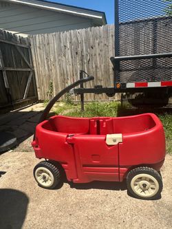 STEP 2 NICE WAGON IN GREAT CONDITION